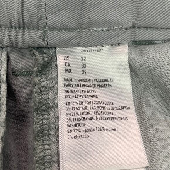 NWT New American Eagle Mens Size 32 Flex Below The Knee Light Gray Khaki Shorts - Picture 7 of 7